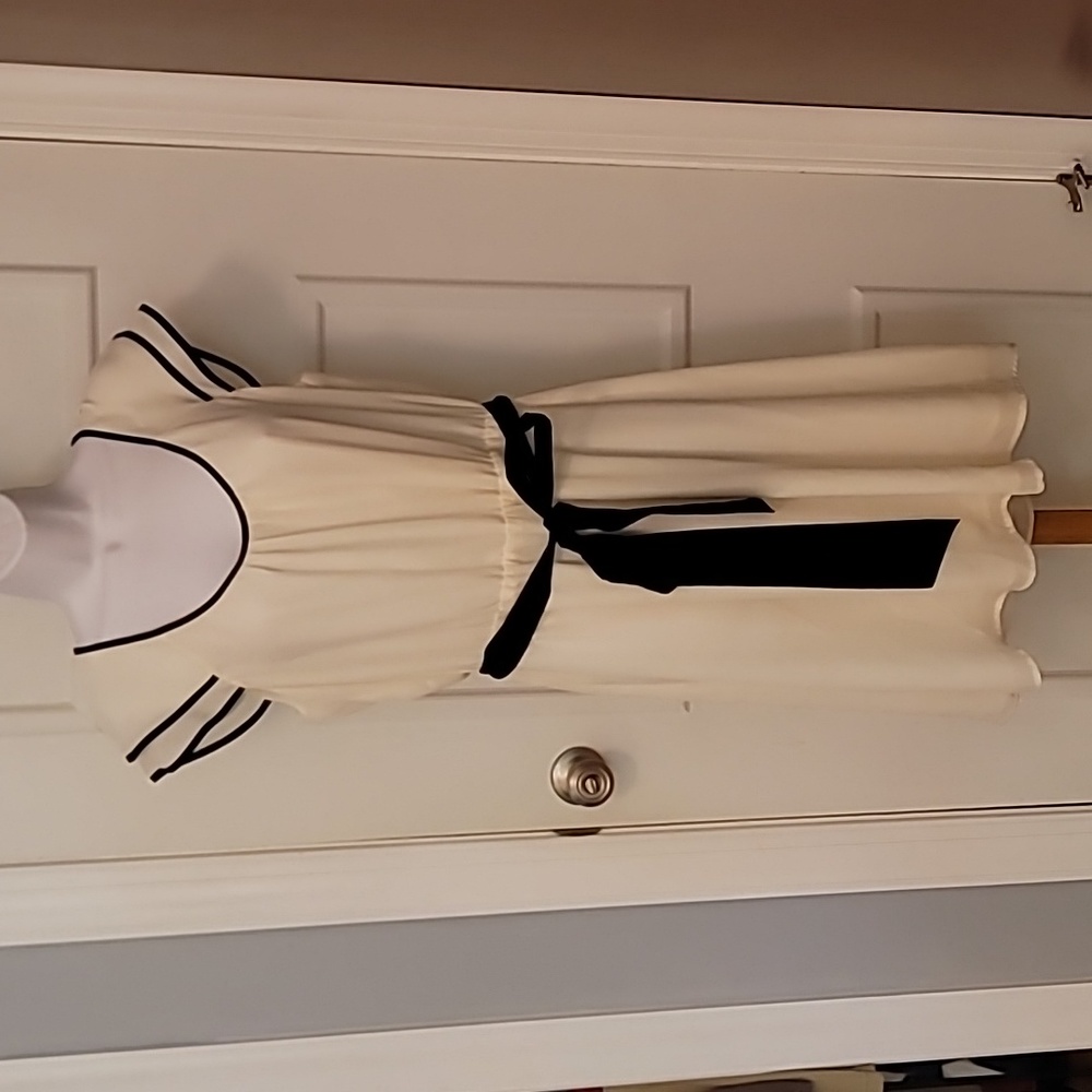 Ann Taylor Loft Dress - Cream with Black Detailing - Size 12